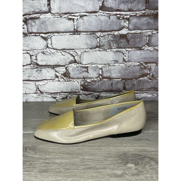 Enzo Angiolini Liberty Yellow Patent Leather Gray Flats Women’s Sz 9.5M US/40EU - Picture 1 of 16